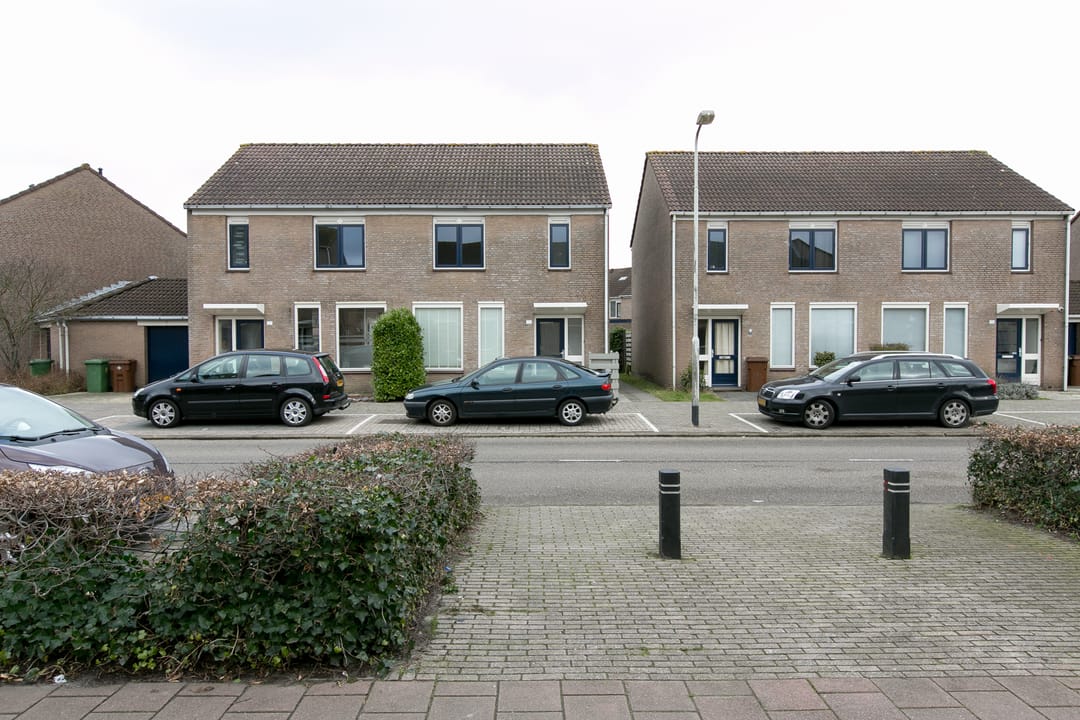Photo 2 of Benedenmoeren