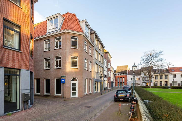 Foto 26 van Basiliekstraatje 14