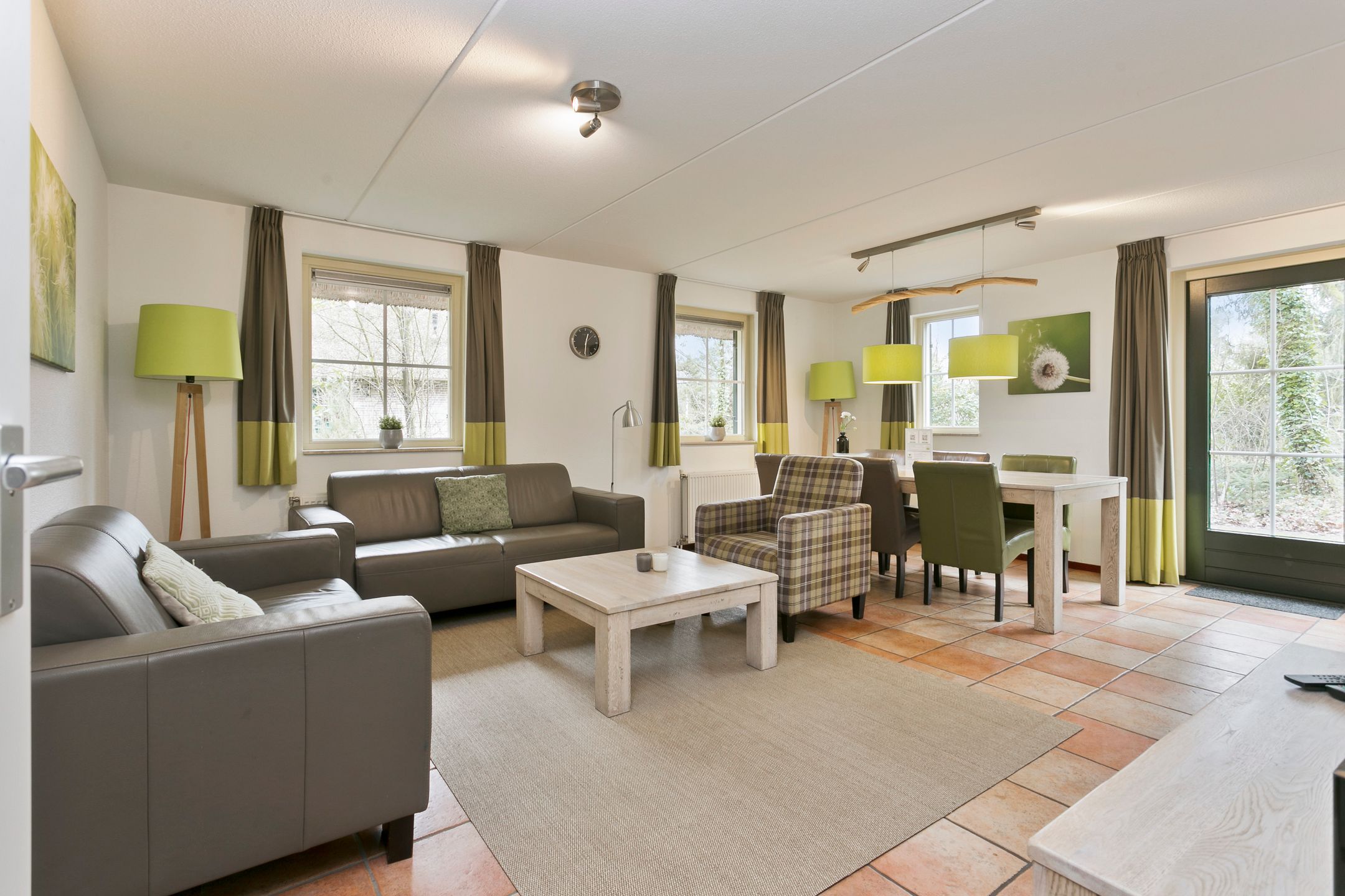 3-bedroom freehold villa in Ees — photo 4 of 5