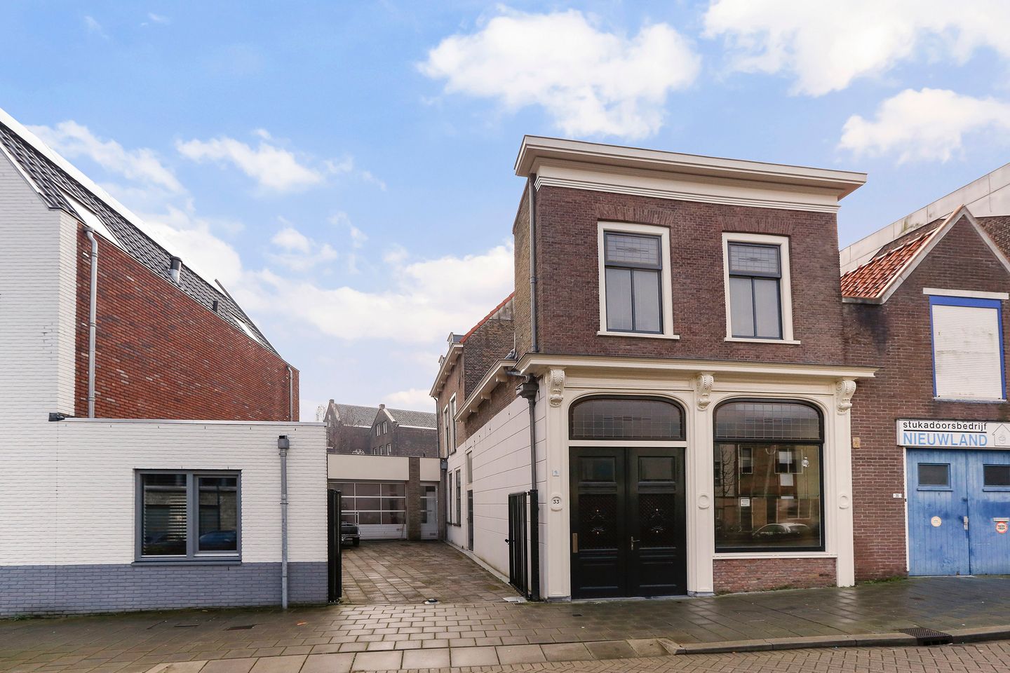 View photo 1 of Breedstraat 33