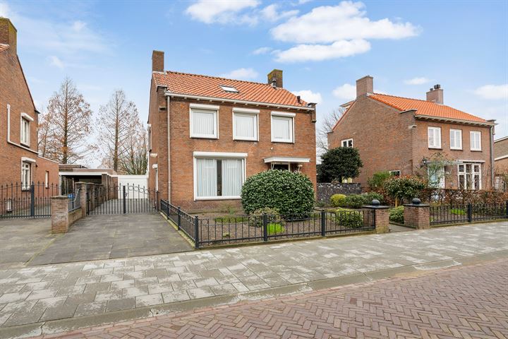 Bekijk foto 4 van Monseigneur van Kesselstraat 25