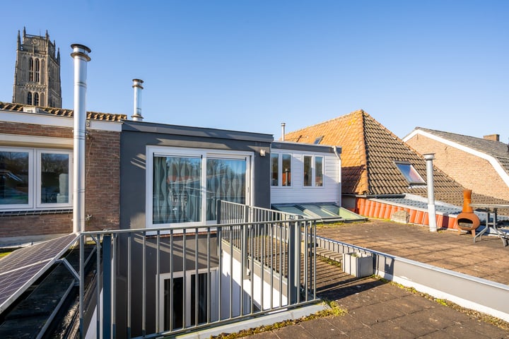 Bekijk foto 38 van Aart Robberstraat 19