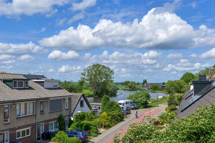 Bekijk foto 31 van Overmeerseweg 111