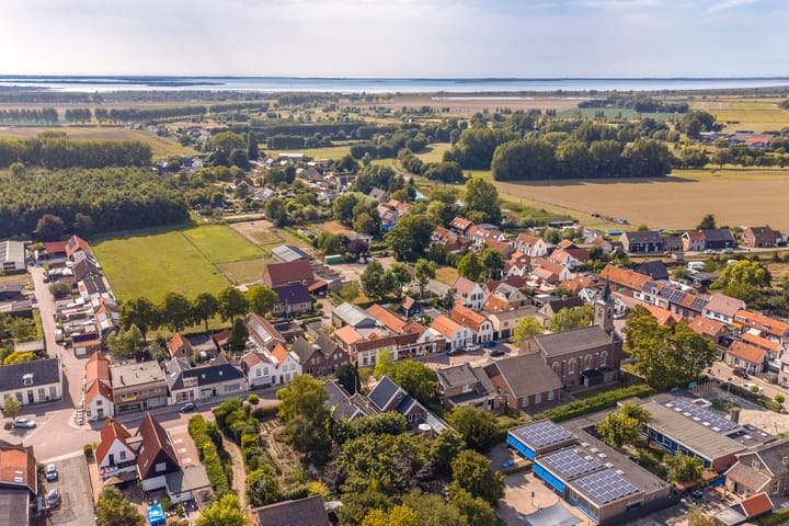 Foto 2 van Voorstraat 10