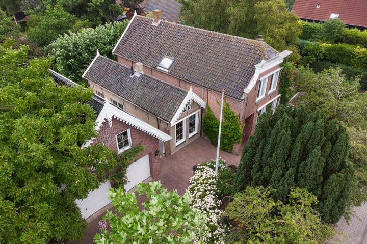 Foto 4 van Voorstraat 10