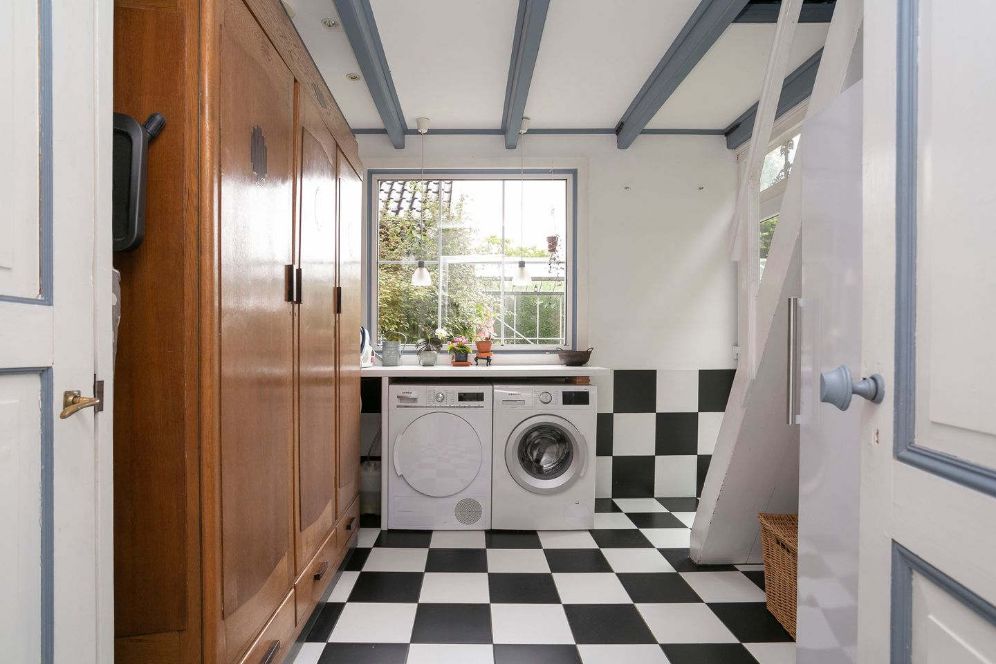 Foto 14 van Voorstraat 10