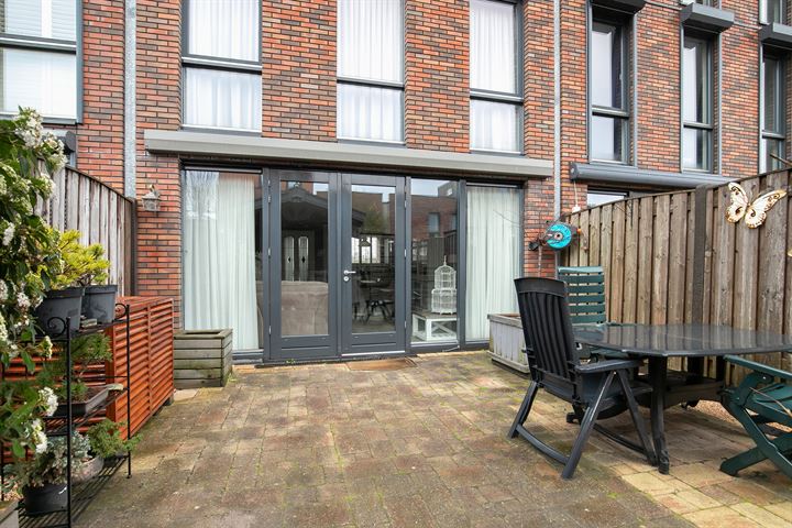 View photo 33 of Wijboschstraat 120