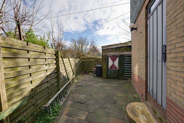 Foto 24 van Buurterstraat 19