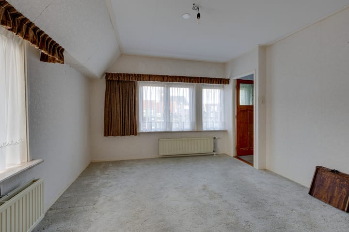 Foto 32 van Buurterstraat 19