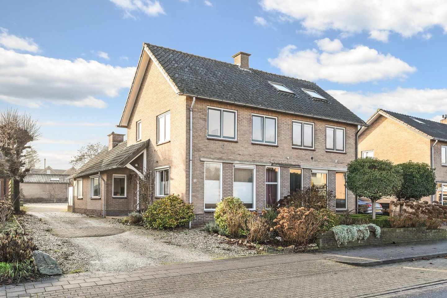 Bekijk foto 1 van Kerkweg 14