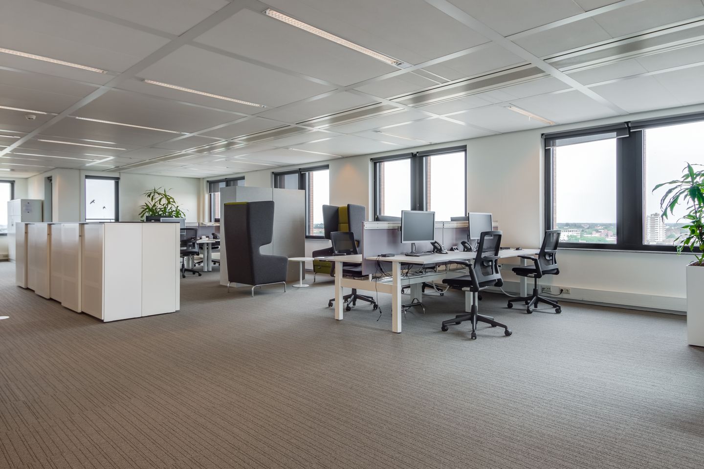 Bekijk foto 5 van Leonardo da Vinciplein 60