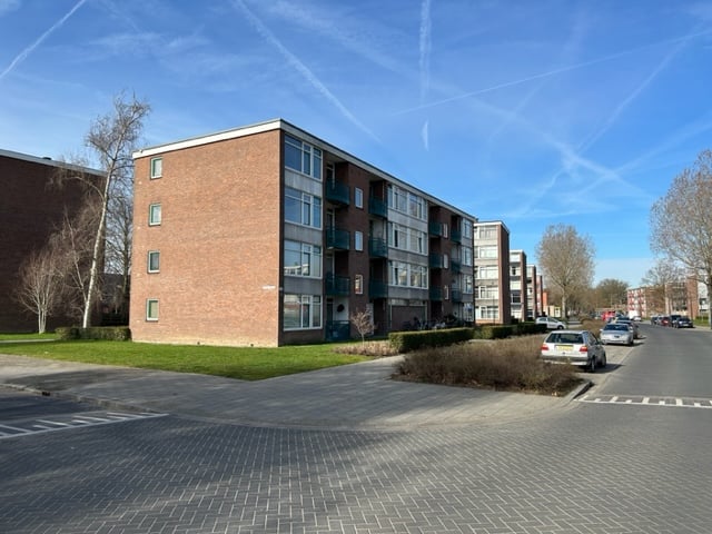 Bekijk foto 3 van Deltalaan 152