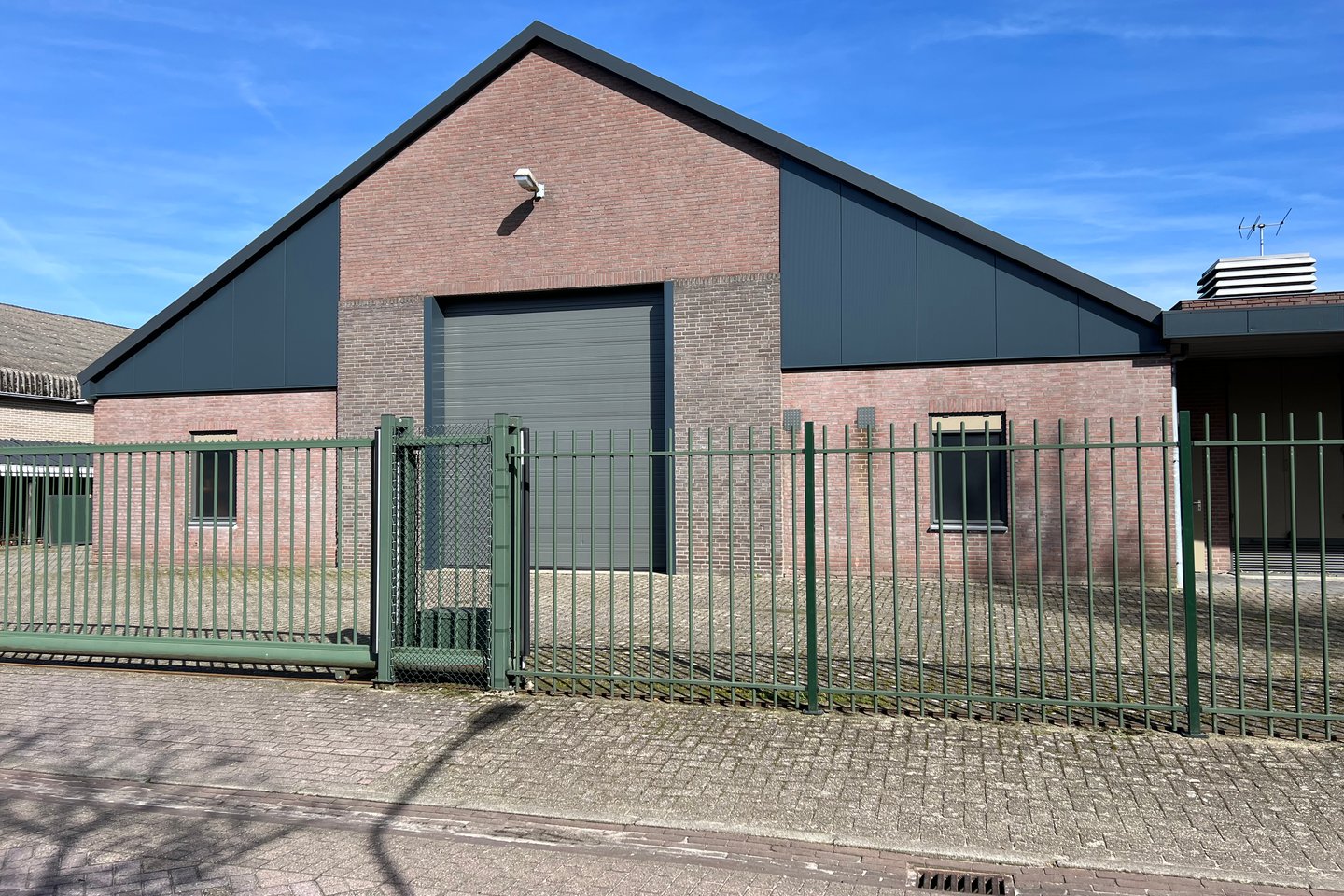 Bekijk foto 2 van Koningshoek 8