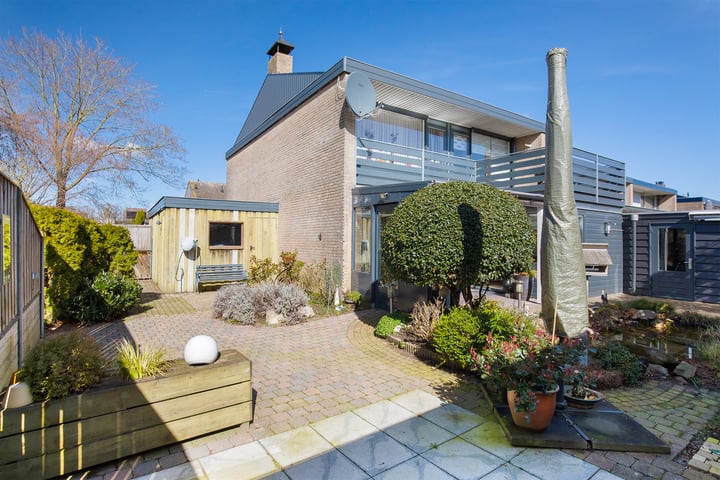 Johan Frisostraat 2