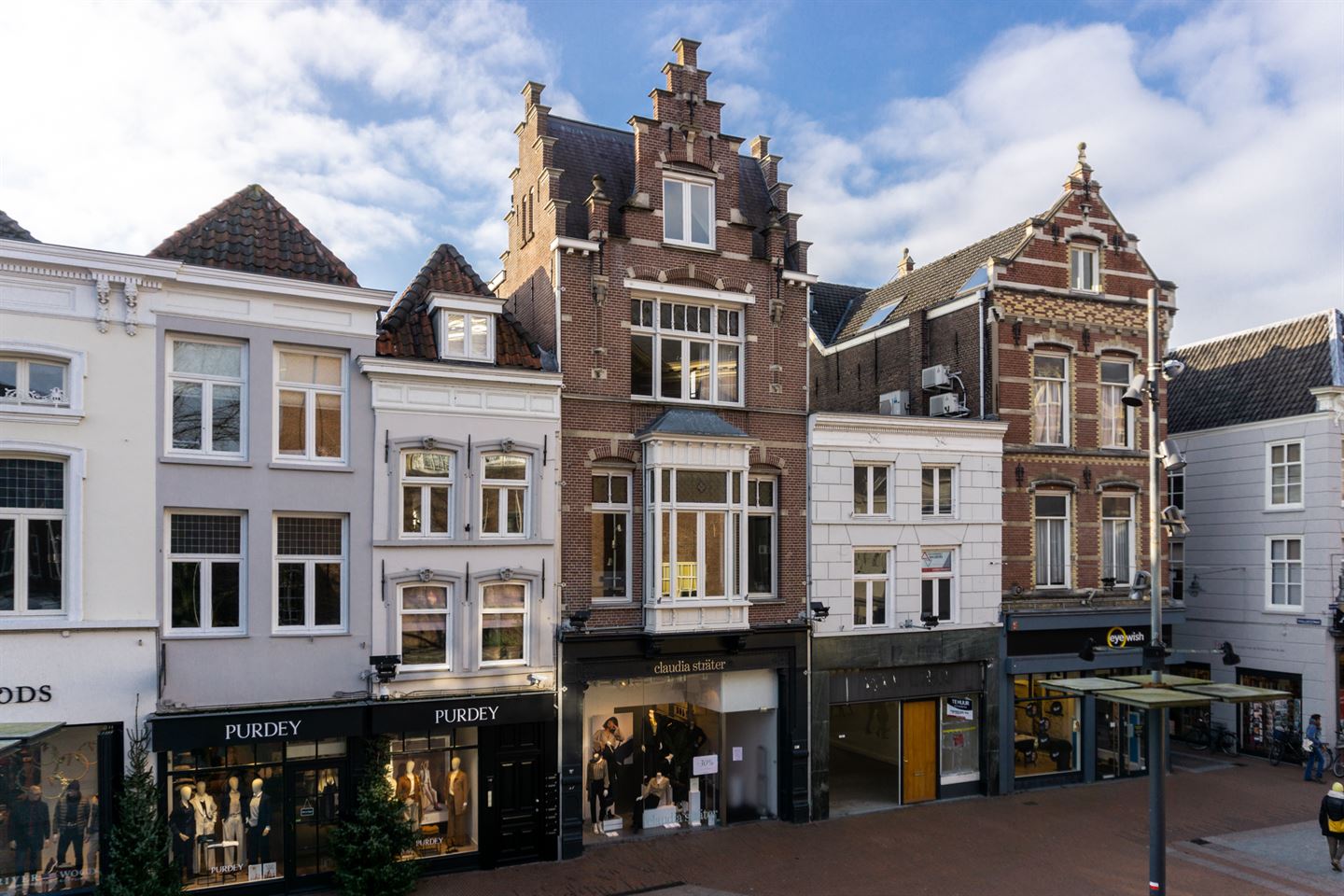 View photo 1 of Kerkstraat 33