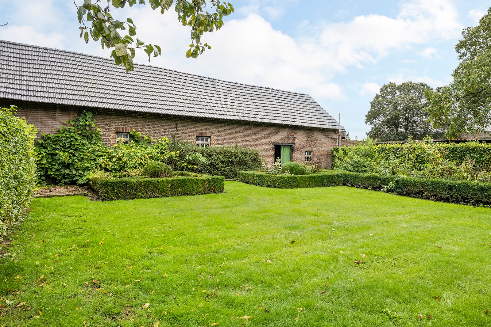 Koestraat 1-3-, Einighausen, 6142AA, Limburg, Nederland