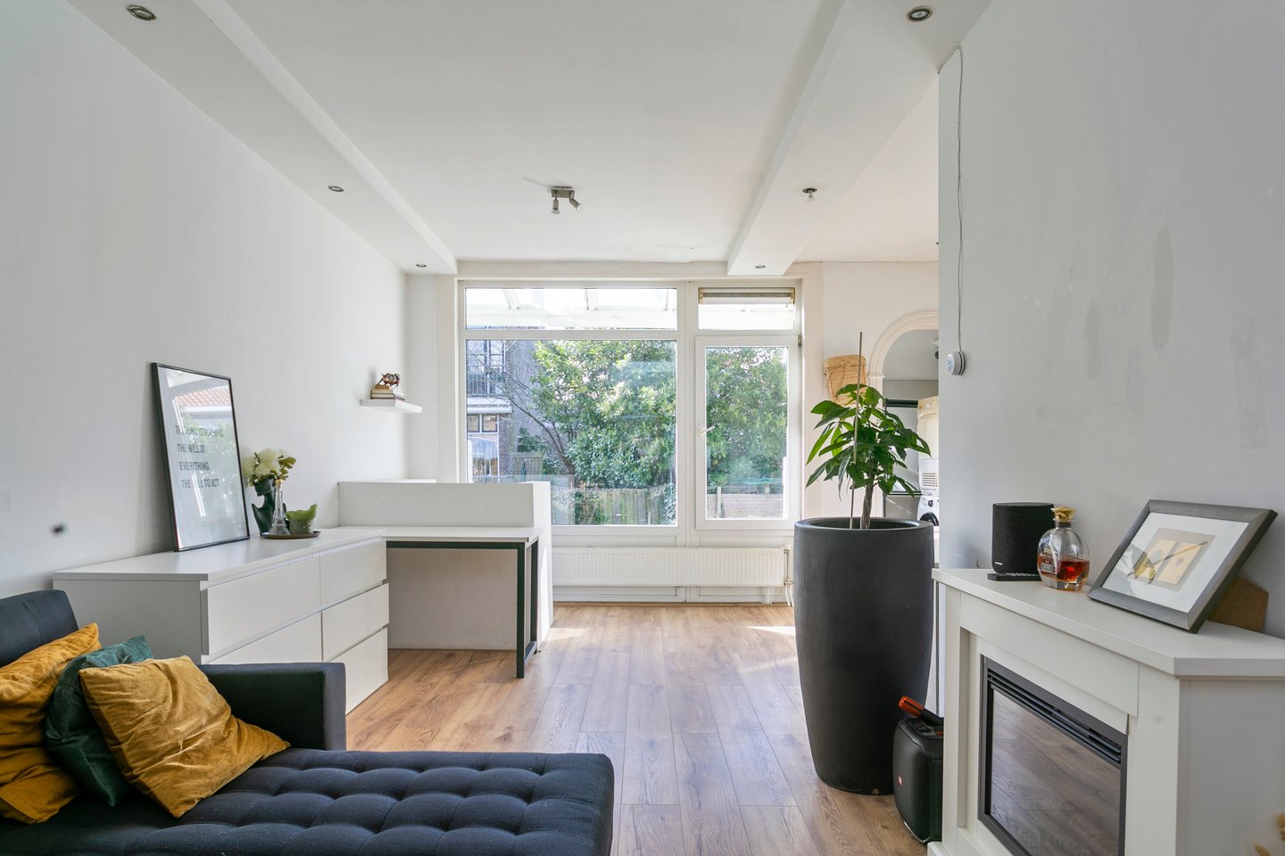 View photo 4 of Halleystraat 12 b