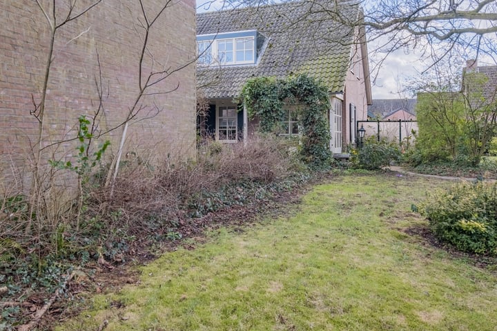 Bekijk foto 44 van Cattestraat 2