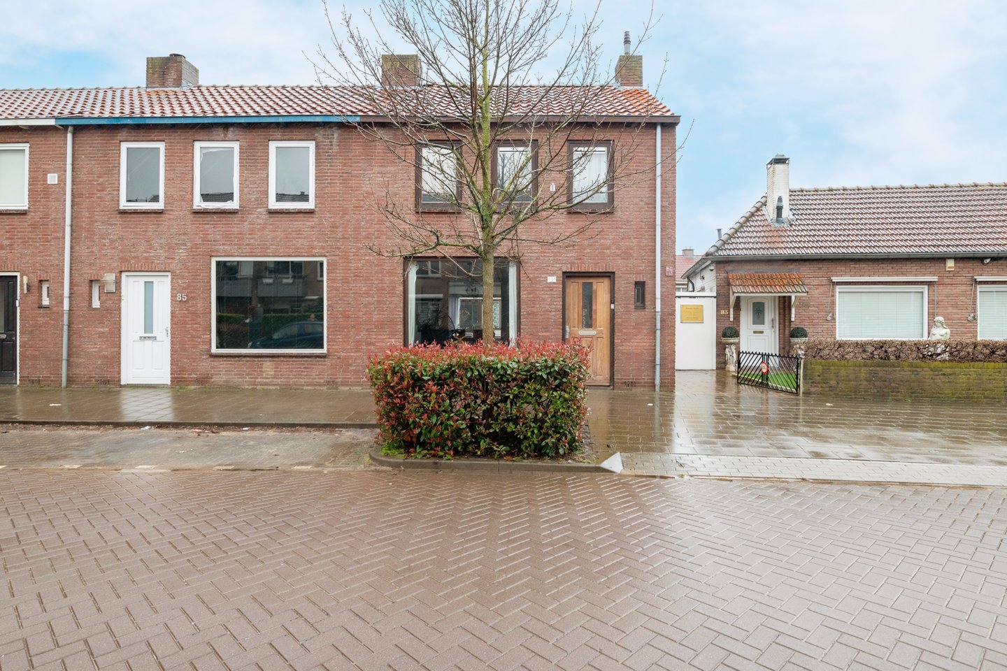 Bekijk foto 1 van Korhoenstraat 83 a