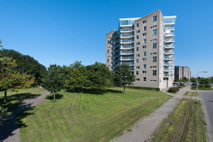 West III - Driekamerappartement