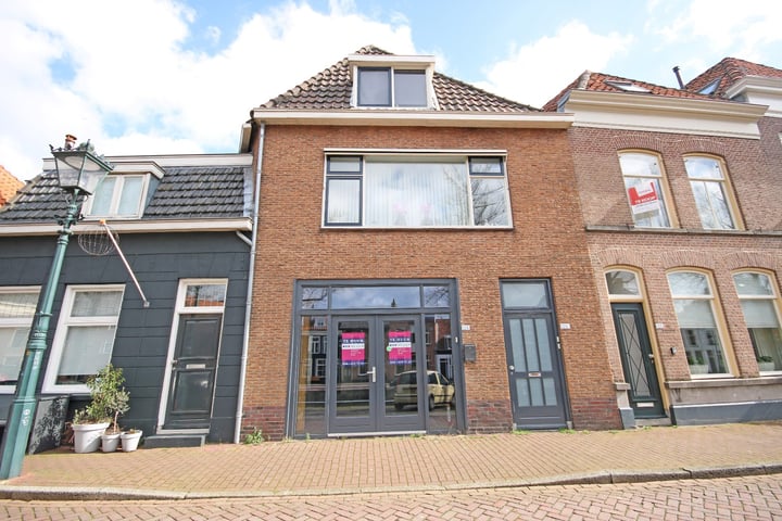 Burgwal 126, Kampen