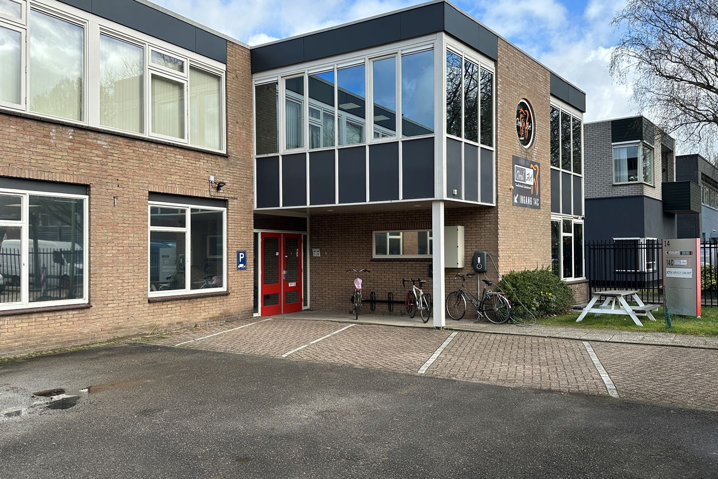 Bekijk foto 1 van Leeuweriklaan 14