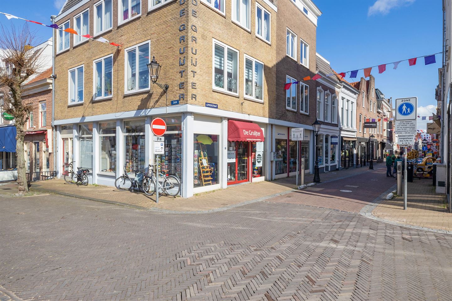 Bekijk foto 1 van Lopikerstraat 2