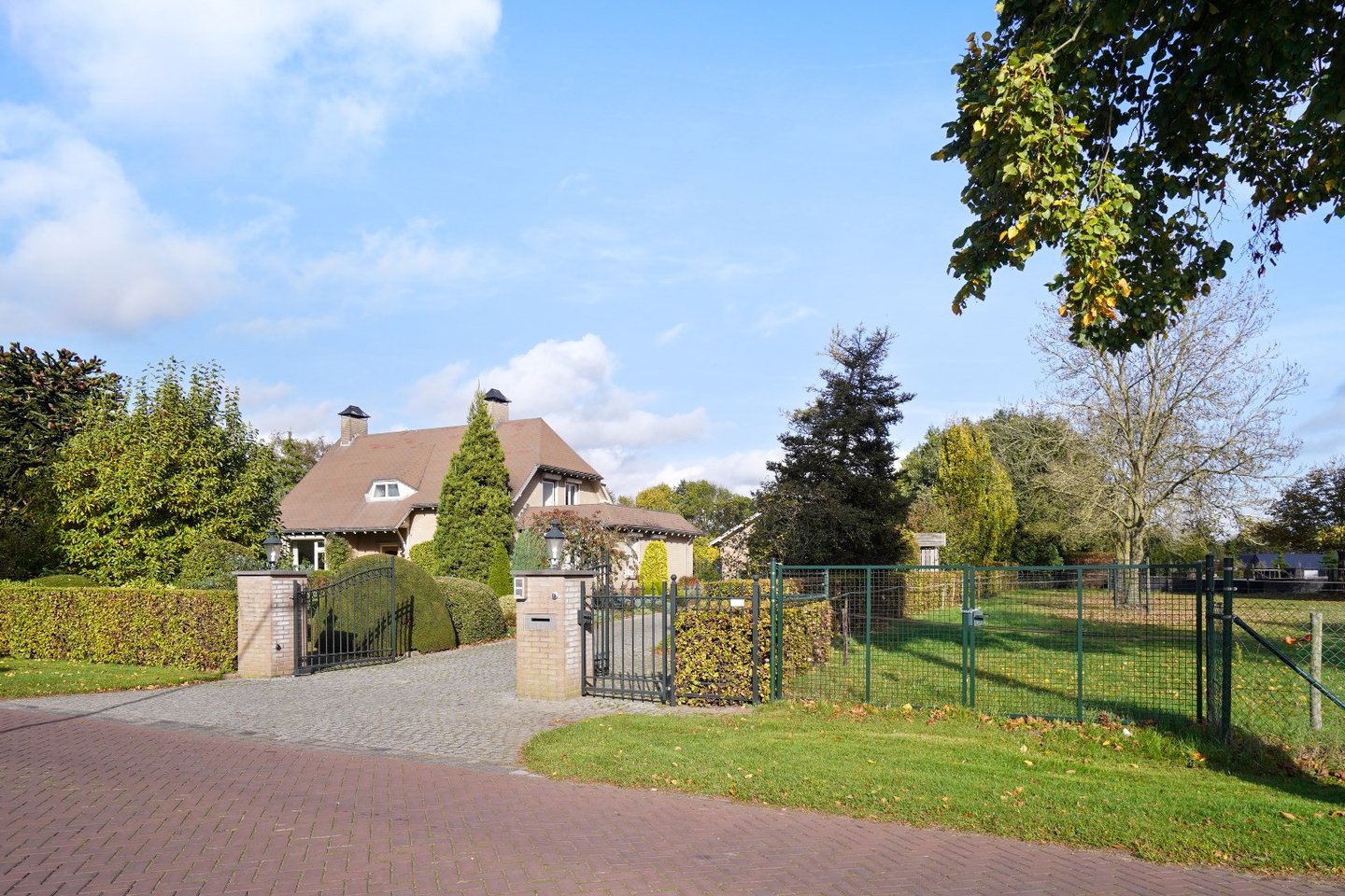 Bekijk foto 5 van Heuvel 12 .