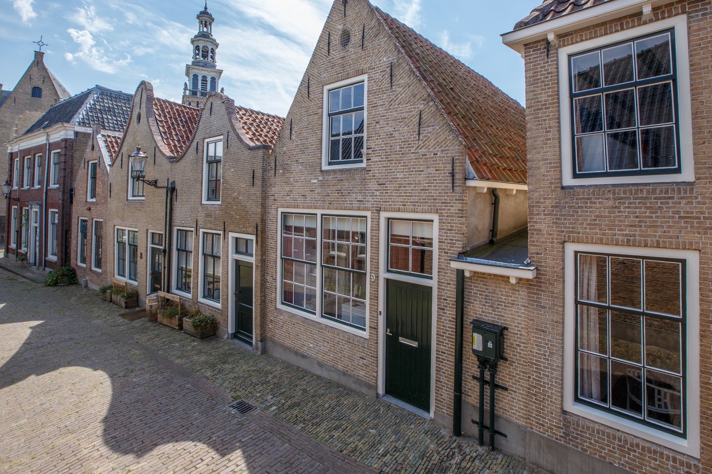 Bekijk foto 1 van Kerkstraat 9