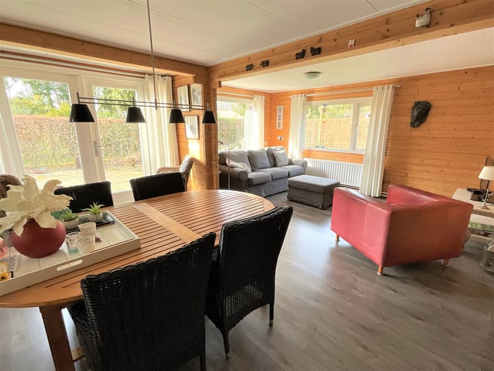 Foto 4 van Krachtighuizerkern 17--12