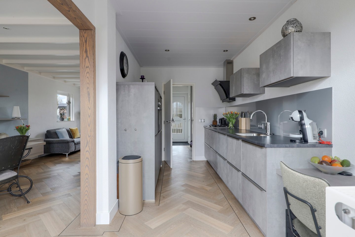 Bekijk foto 3 van Onze Lieve Vrouwestraat 25