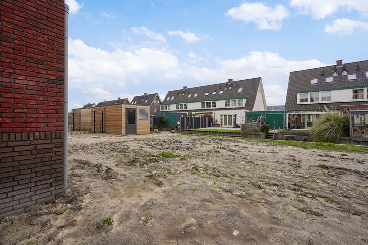 Bekijk foto 16 van Abdis Heilwichstraat 32