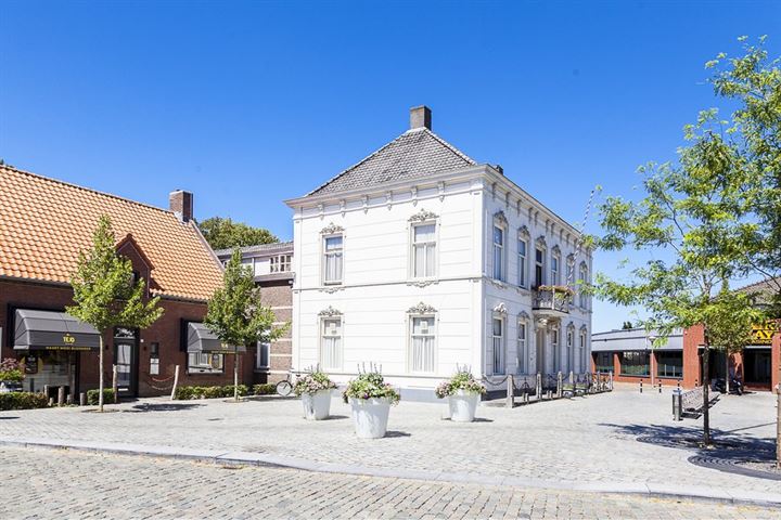 Bekijk foto 4 van Lieve Vrouwenplein 7