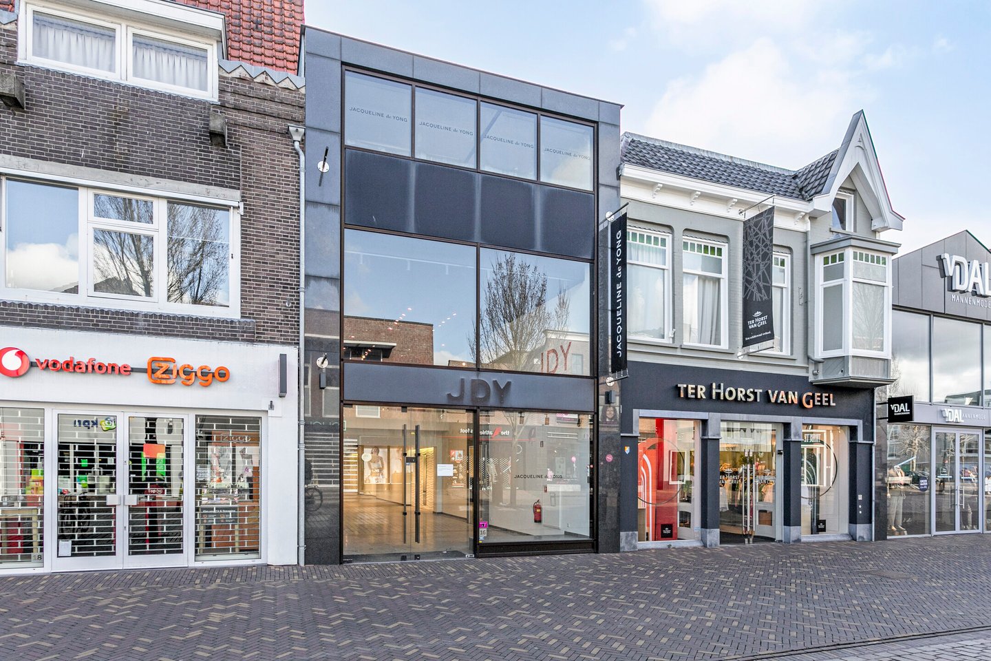 Bekijk foto 3 van Hoofdstraat 16