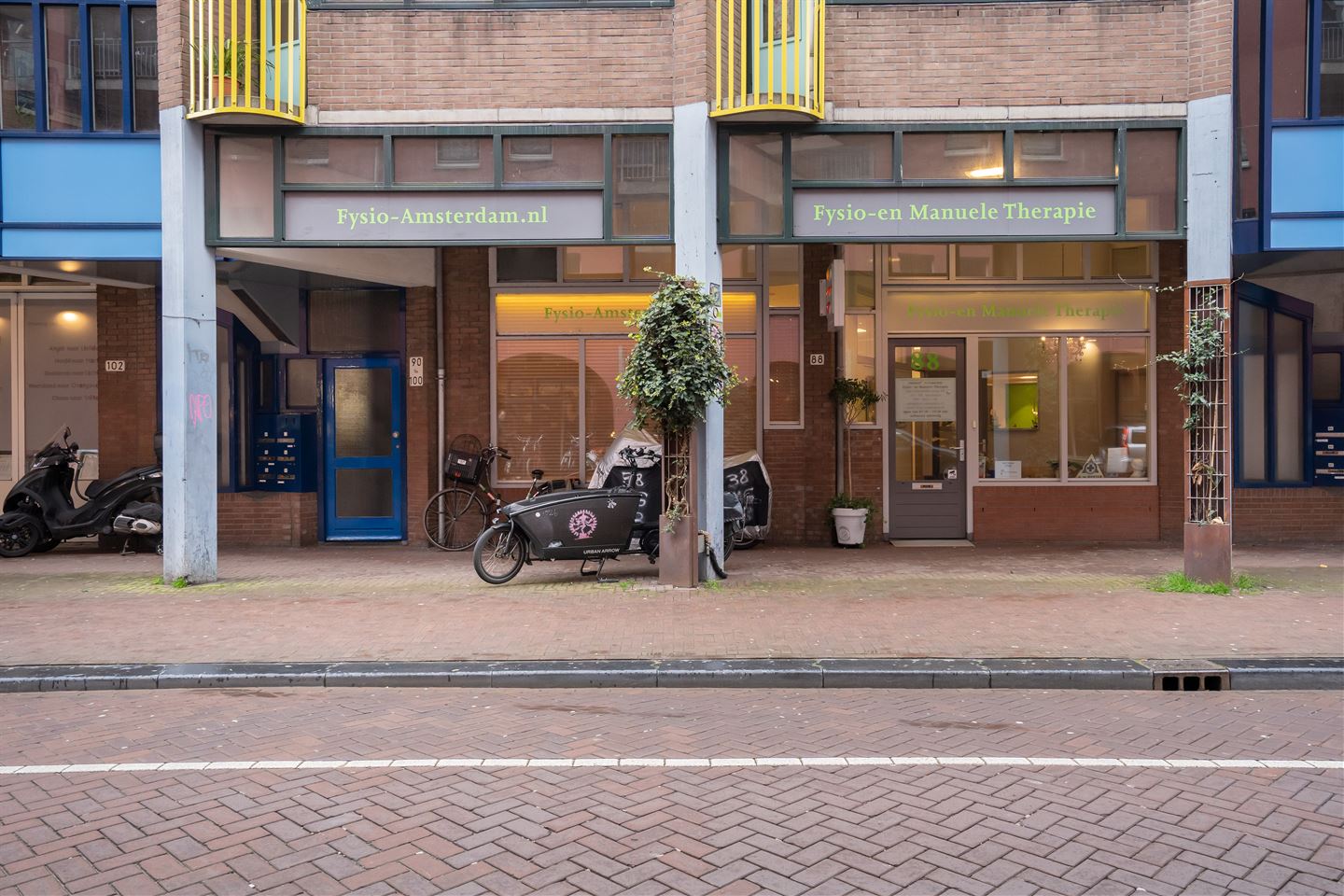 View photo 1 of Sint Antoniesbreestraat 88