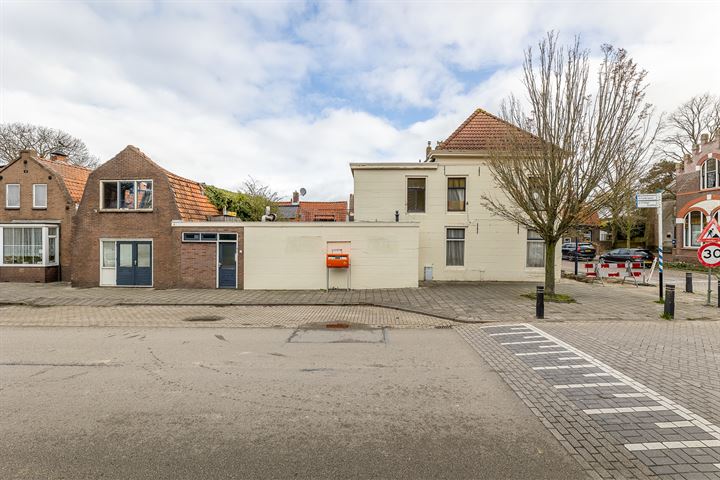 Bekijk foto 3 van Dorpsstraat 2