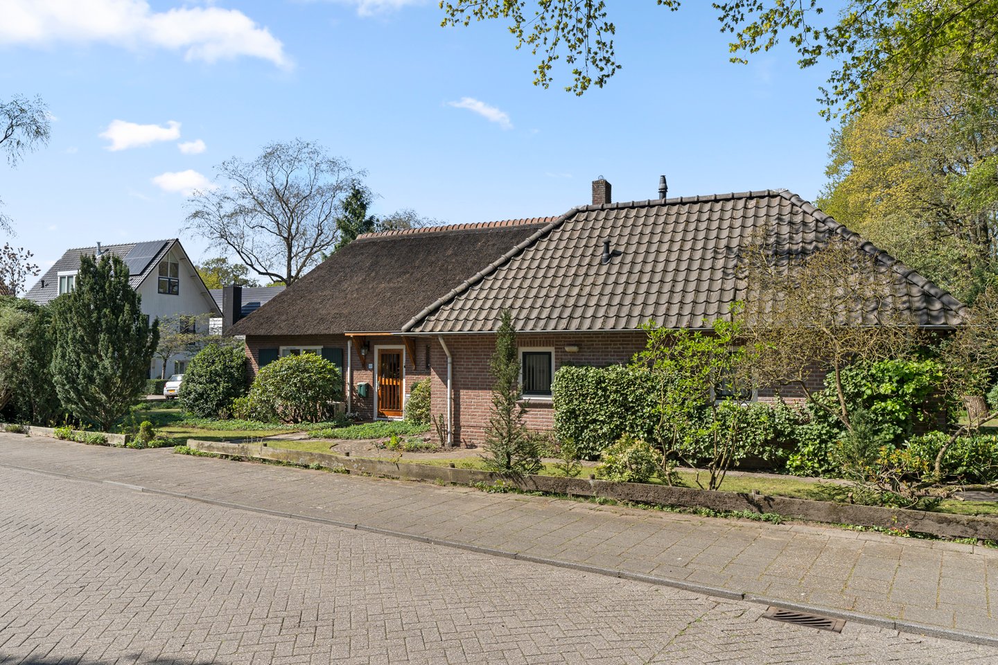 Bekijk foto 2 van Burgemeester Prinslaan 33 A