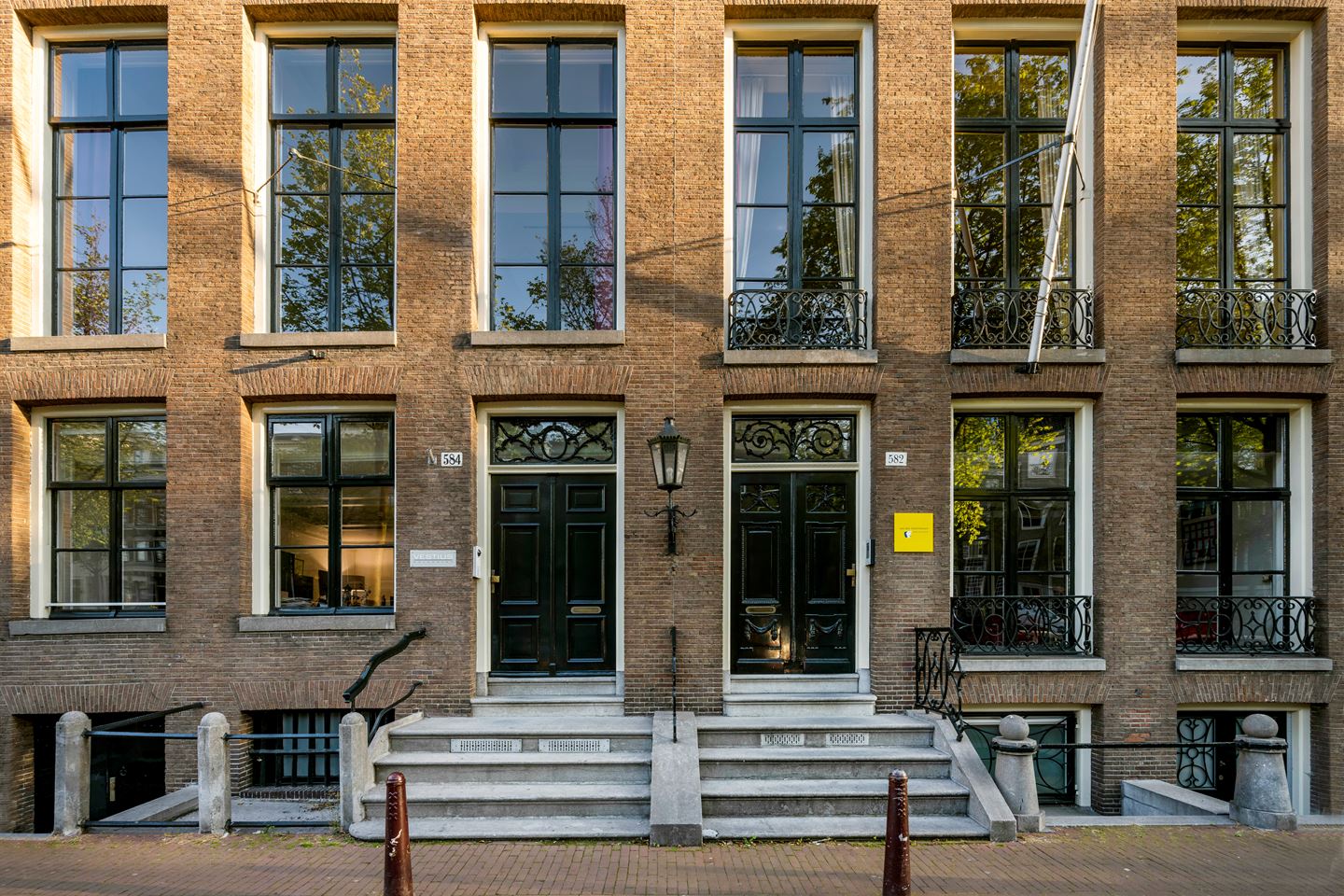 View photo 5 of Herengracht 582-584