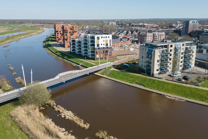 Bekijk foto 2 van Vechtvoorde 19