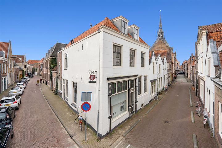 Bekijk foto 2 van Stadhuisstraat 17