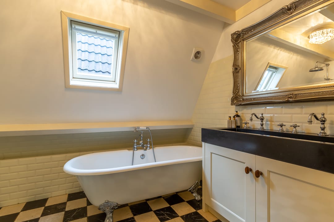 Photo 41 of Hendrik Schoutenstraat 7