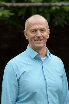 ir.B Hagedoorn - Directeur