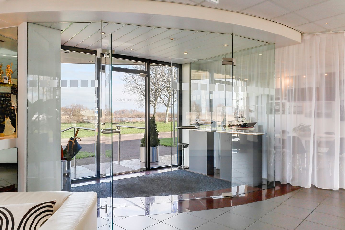 View photo 4 of Zwolsmanweg 16