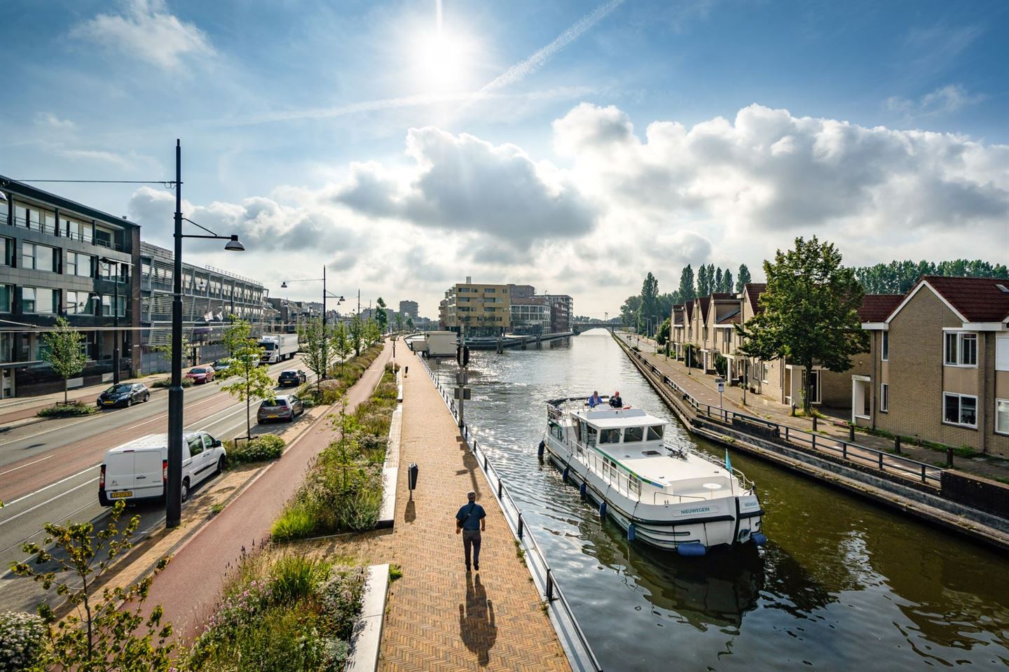 Bekijk foto 2 van Muiderstraatweg 15-A