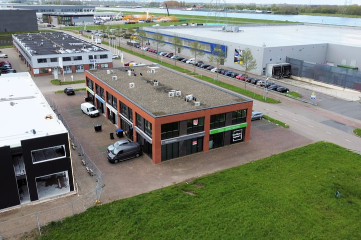 Jade 116, Dordrecht