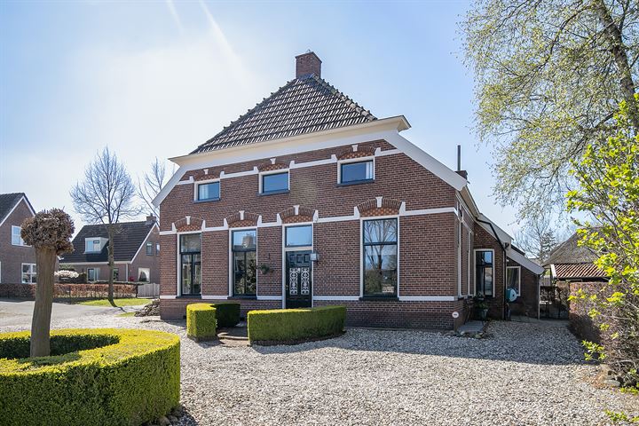 Bekijk foto 10 van Molenstraat 25