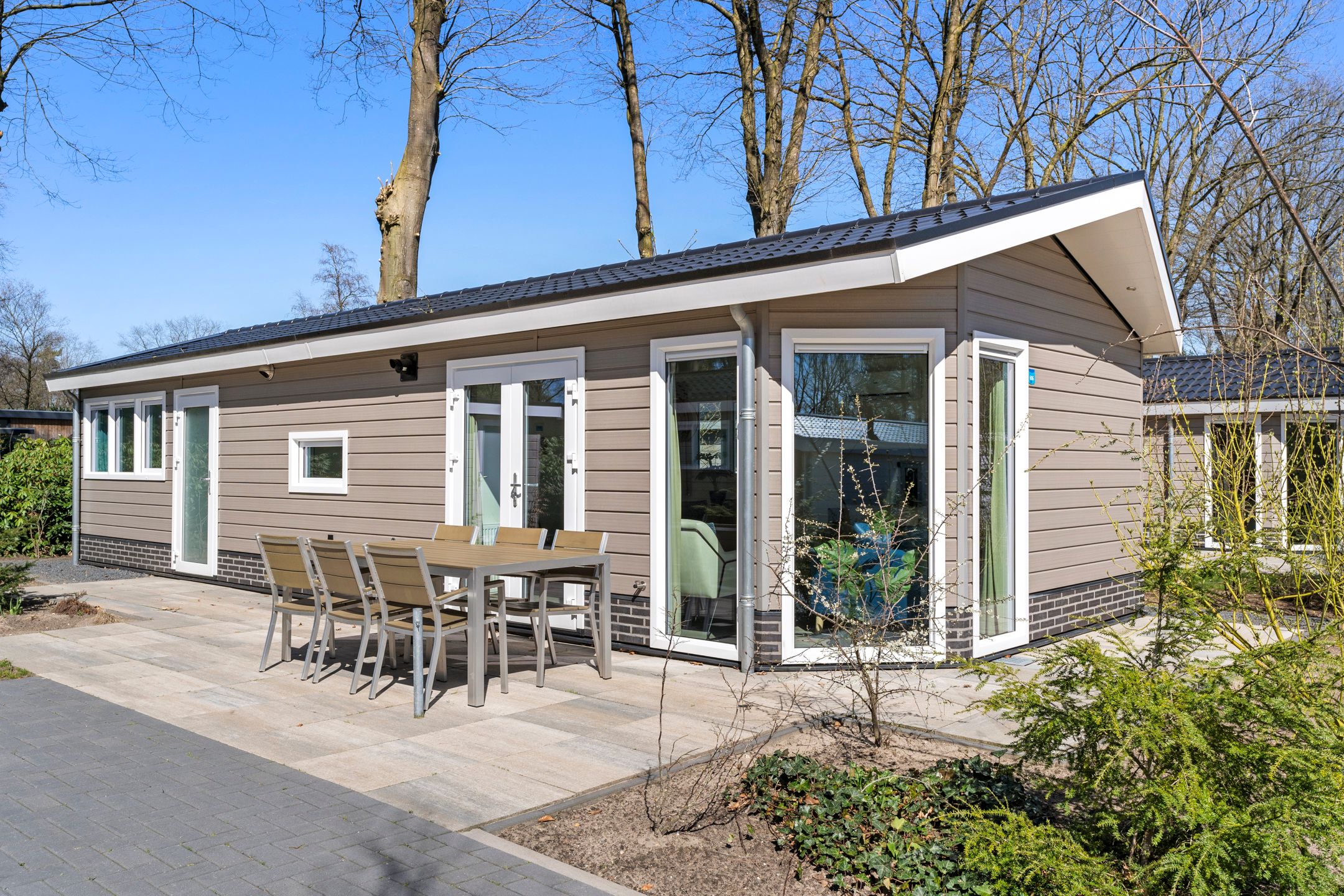 2-bedroom freehold villa in Lunteren — photo 1 of 5