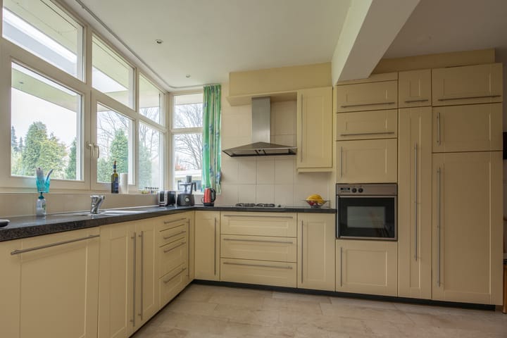 Foto 11 van Kastanjelaan 1