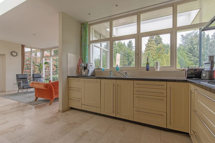 Foto 10 van Kastanjelaan 1