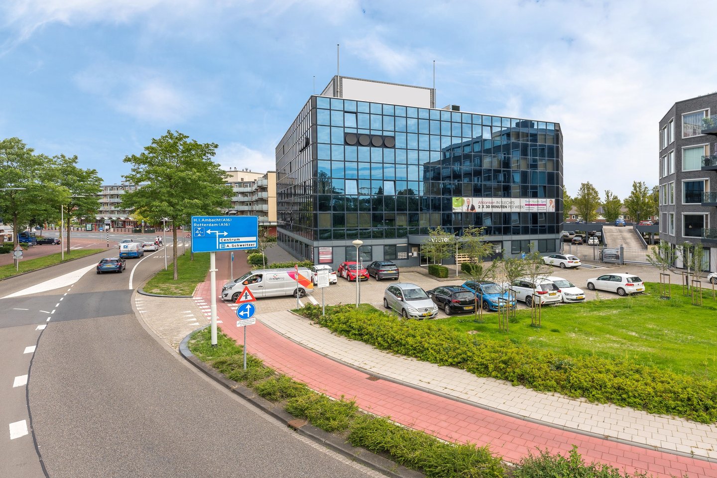 Bekijk foto 1 van Stationsweg 41